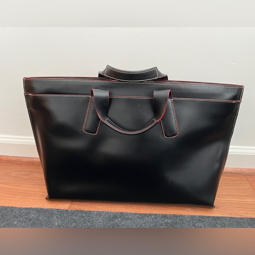 *LIKE NEW - NEVER USED - MINT CONDITION* Lodis all leather briefcase/laptop bag